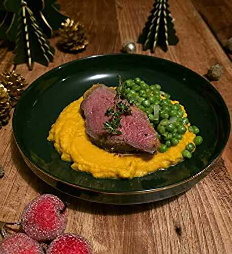 Rosbeef rôti, purée de carottes et petits pois