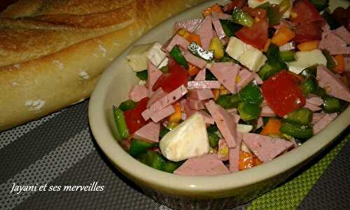 Salade à la mortadelle