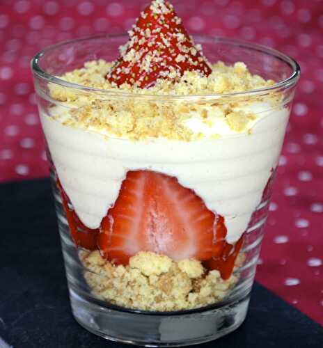 Tiramisu aux fraises, palets bretons