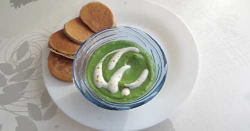 Velouté de brocolis à la crème et au curry