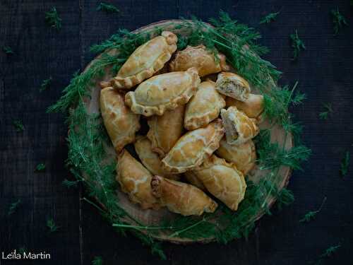 Empanadas de choucroute d'Alsace à la truite fumée, raifort et aneth