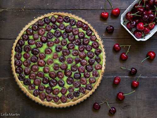 Tarte aux cerises et crème de pistache au kirsch