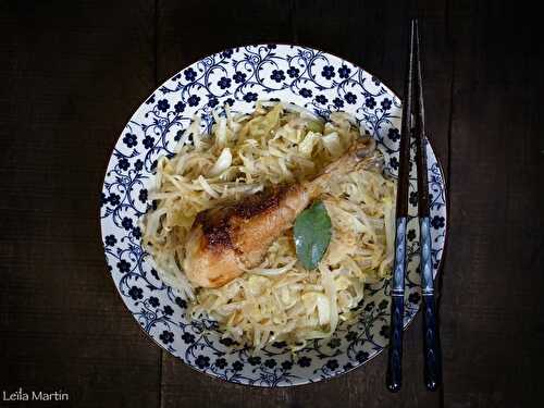 Wok de poulet à la choucroute, au chou blanc et au soja