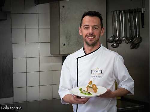 Lingots de foie gras d'oie à la gelée d'aspérule odorante, crème de petits pois - Une recette du chef Lionel Hunckler