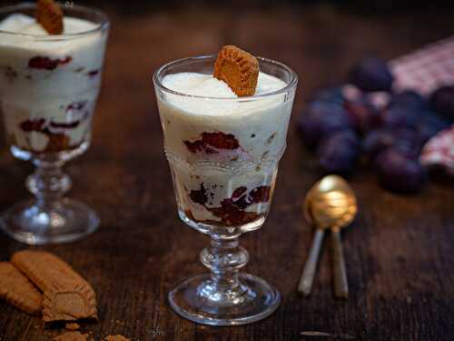 Tiramisu aux quetsches, à la cannelle et aux spéculoos