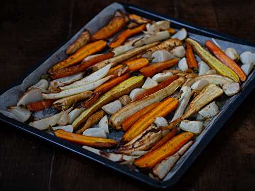 Légumes de saison (divers et d’hiver) rôtis au four à l’huile d’olive