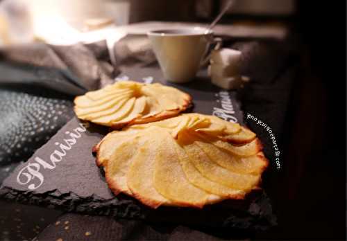 Tartelettes aux pommes c?ur amande et miel