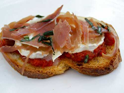 En Italie, avec le soleil, rien de mieux qu’une « Bruschetta  à l’italienne »