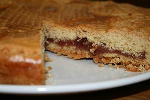 La cerise me colle aux basques…  » Gâteau basque aux cerises « 