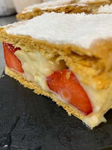 Mille-feuille vanille fraise…  un délice…