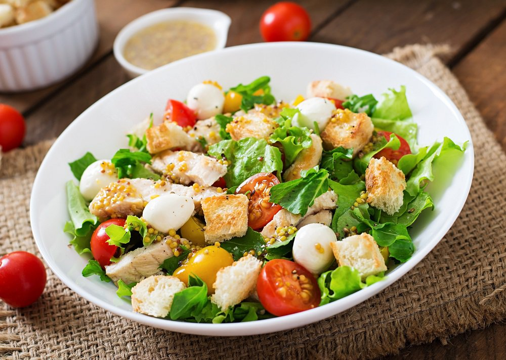 Salade Fraîcheur au Poulet, Mozza et Pistou
