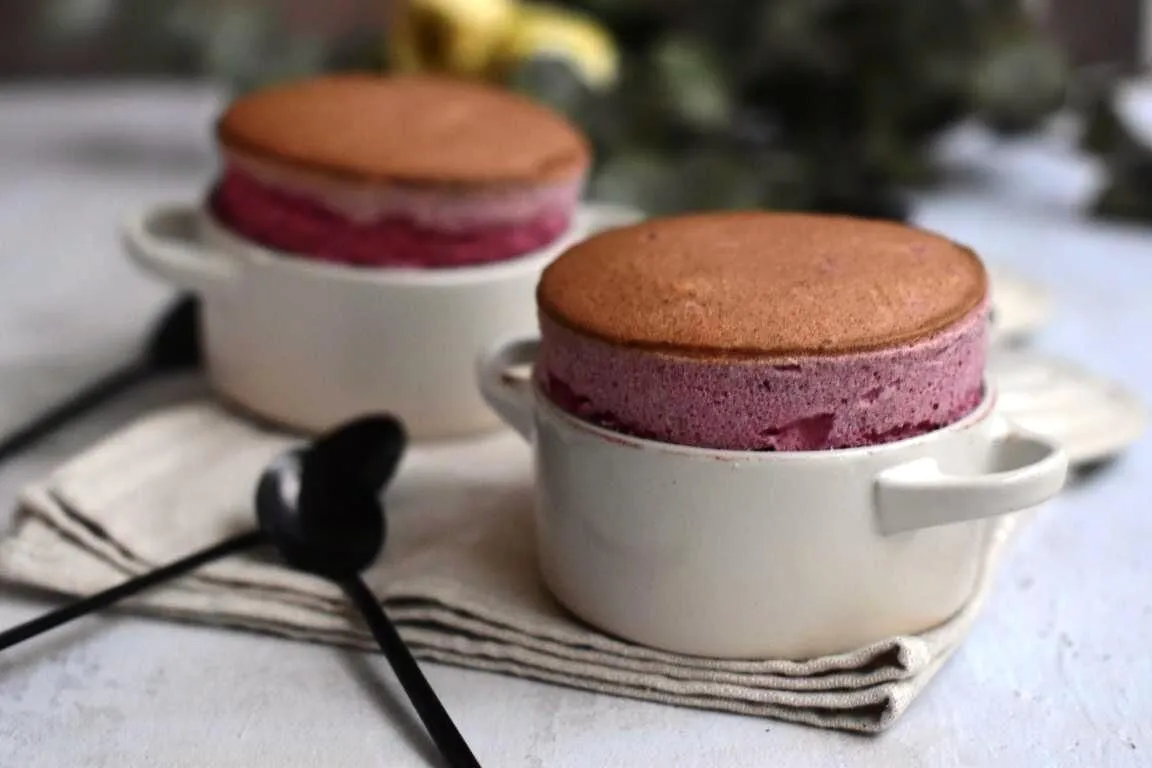 Soufflé Glacé au Cassis
