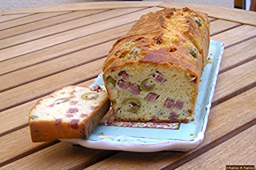 Cake Salé au Jambon et aux Olives