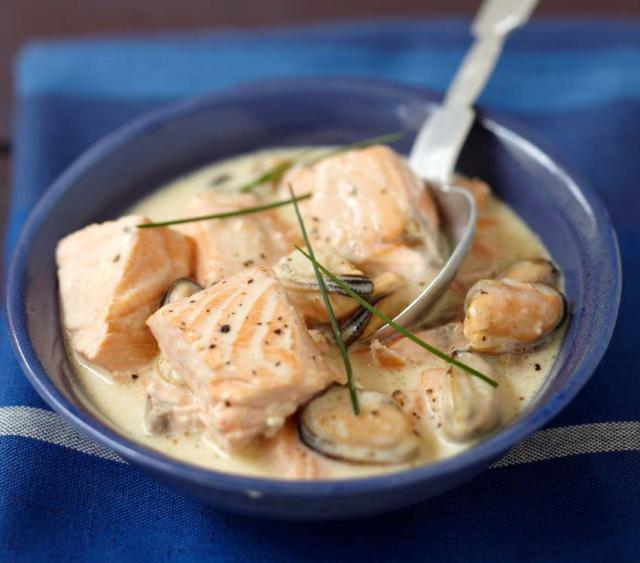Blanquette de Saumon, Moules et Crevettes