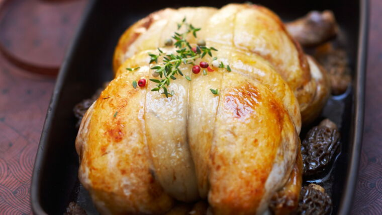 Chapon Rôti à la Crème de Morilles