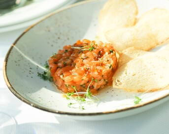 Tartare de Saumon et Daurade au Citron Vert et Pistou