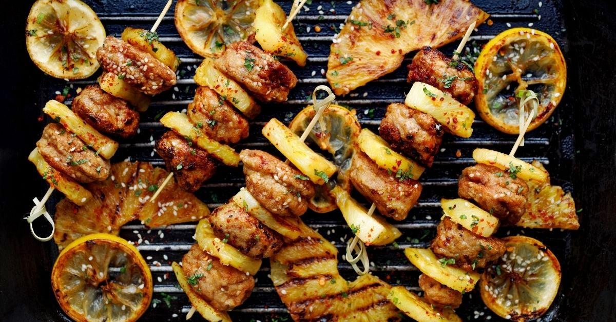Brochettes de Magret de Canard au Miel et aux Épices: Un Voyage Gourmand !