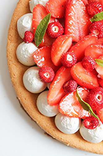 Tarte fraises pistache et menthe