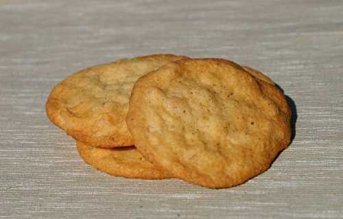 Cookies au chocolat blanc, fève tonka et abricots secs