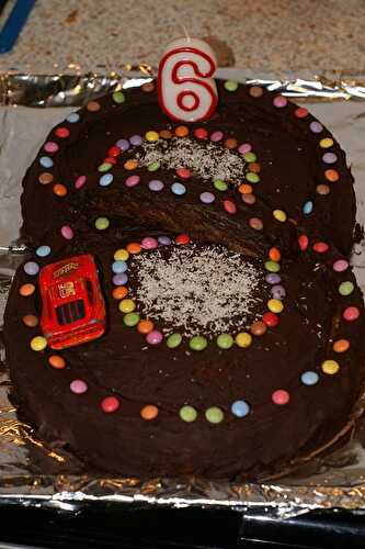 Gâteau d'anniversaire pour mon fils - Jo fait du gâteau !