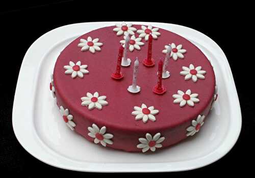 Gâteau girly et fleuri - anniversaire de ma princesse, deuxième ! - Jo fait du gâteau !