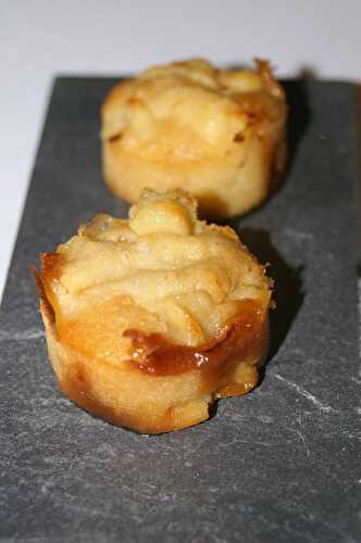 Petits cakes aux pommes et caramel