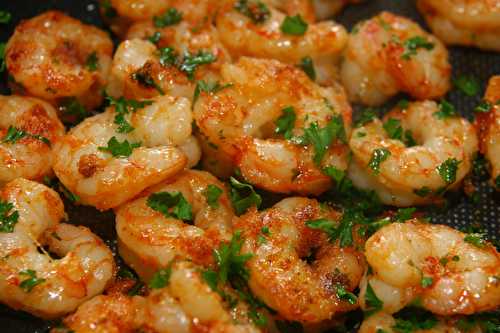 Pan-fried Shrimps with garlic and parsley