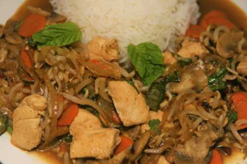 Stir-fry Chicken with basil