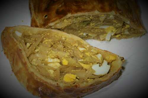 Cabbage and hard-boiled egg puff pastry