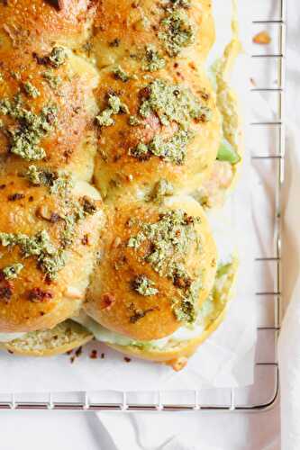 Sliders de poulet au pesto et mozzarella