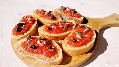 Apéro toasti-tomato