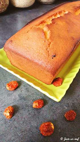 Cake à la farine de maïs et physalis séchés