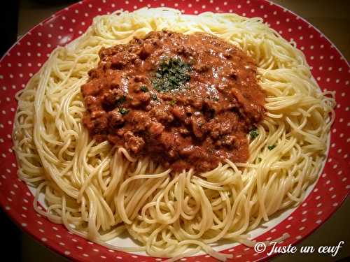 Spaghettis à la Bolognaise