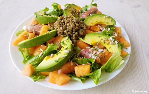 Salade avocat, melon et lentilles fraiches 