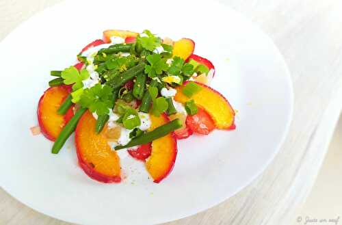 Ceviche de fraises, haricots verts et nectarine au lait de coco