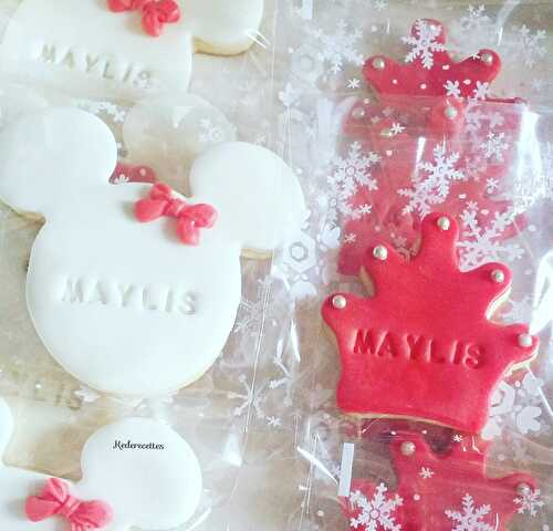 Biscuits personnalisés Couronnes et Minnie