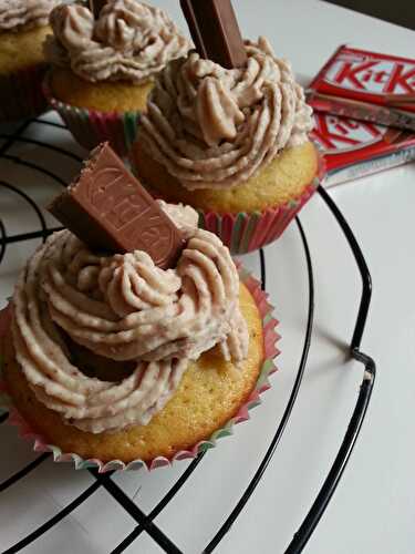 Cupcakes vanille, kit kat