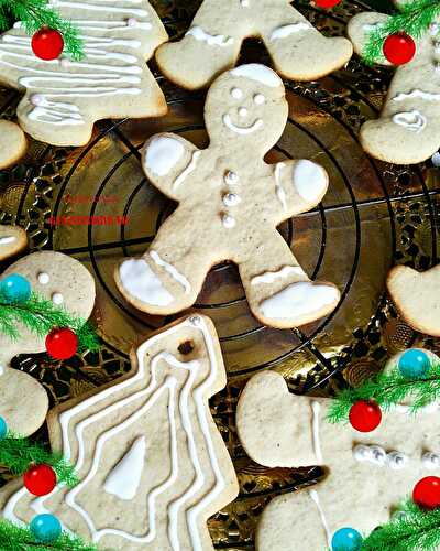 Gingerbread, biscuits de Noël aux 4 épices  - kederecettes, bienvenue dans la cuisine de Vanessa