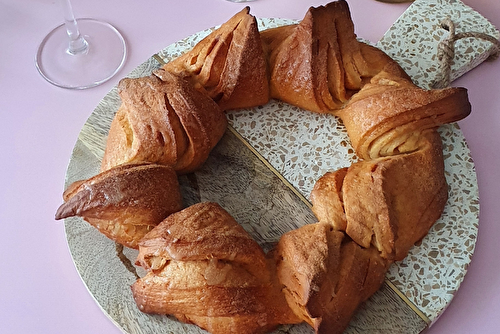 Couronne des Rois briochée vanille-cannelle & Perle de Cidre Fruité