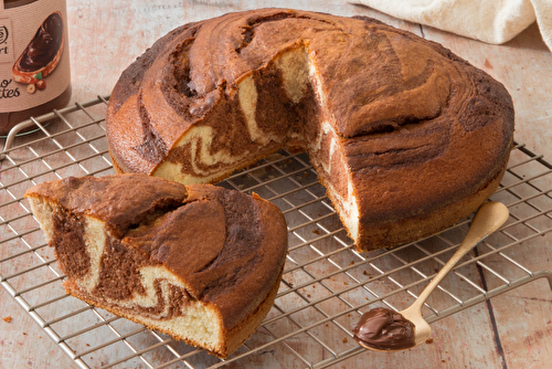 Gâteau au yaourt marbré à la pâte à tartiner