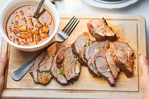 Gigot d’agneau farci au pesto