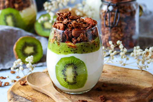 Verrines healthy au kiwi et leur granola au chocolat