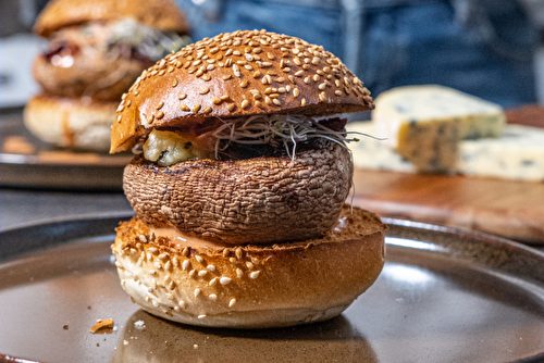 Burger de portobello à la Fourme d’Ambert