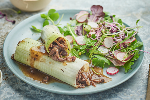 Cannelloni de queue de boeuf aux poireaux et salade