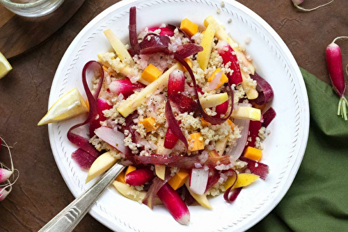 Salade de millet aux radis roses et cheddar