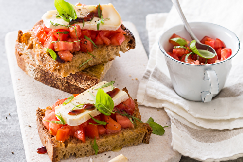 Bruschetta du soleil au Reblochon