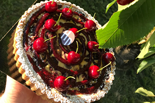 Clafoutis aux cerises sur sablé basque