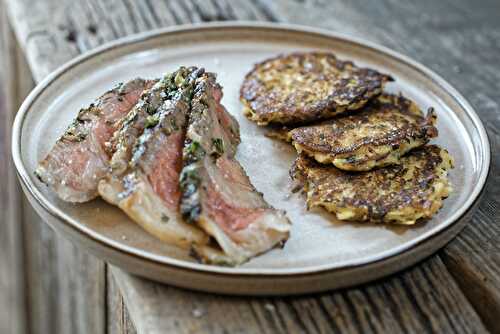 Côte de boeuf sauce verte et galette de pommes de terre