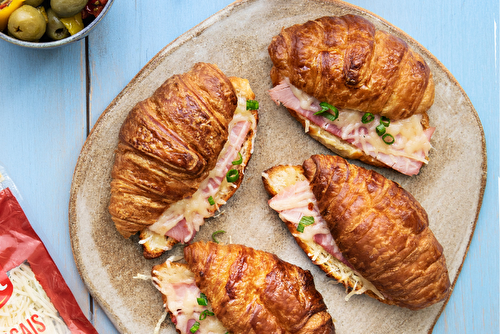 Croissants apéritifs au jambon blanc et à l’Emmental râpé Entemont