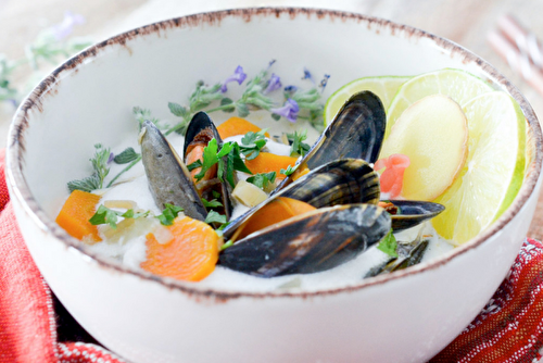 Moules de bouchot de la Baie du Mont-Saint-Michel au bouillon coco et citronnelle